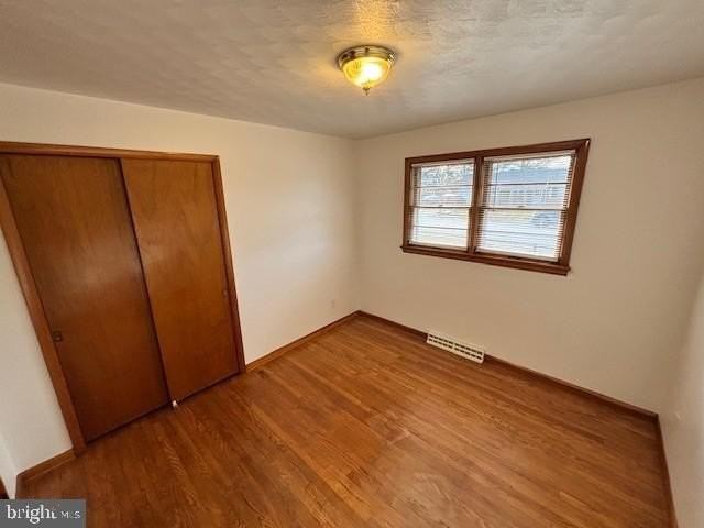 2349 Redwood Rd - Photo 6 of 10