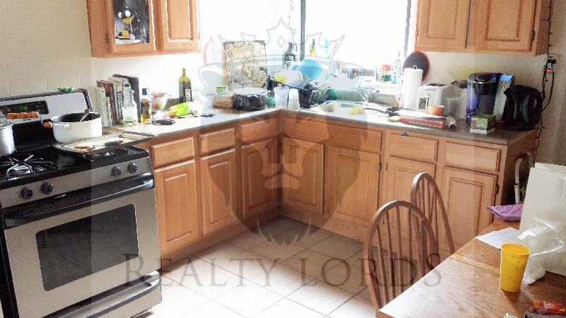 238 Harvard Ave #5 - Photo 2 of 4