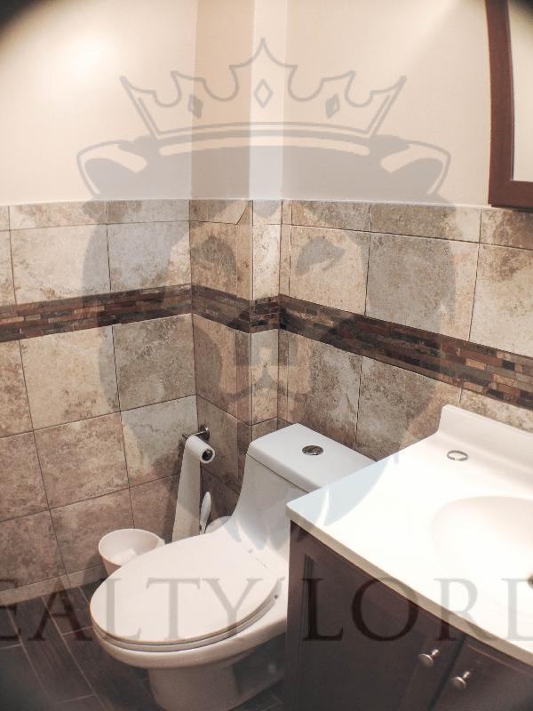 242 Harvard Ave #1 - Photo 4 of 7