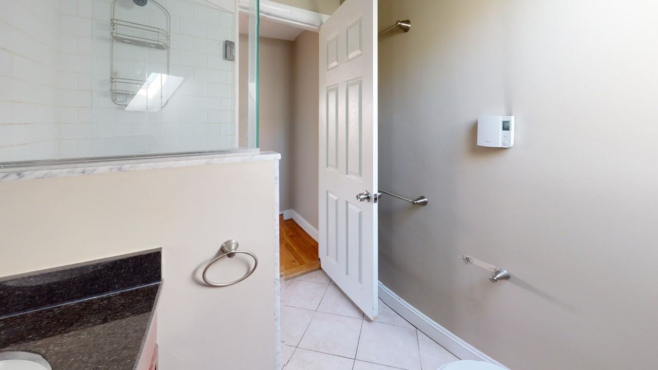 7 Boylston Pl #3 - Photo 4 of 6