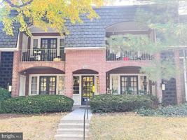 featured image of 5909 Prince James Dr Apt D #D