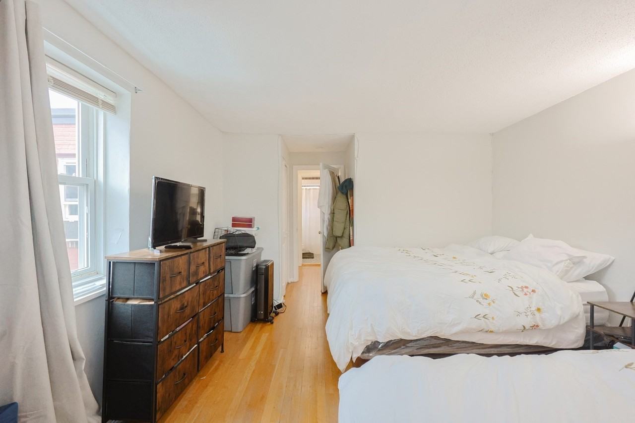 52 Colborne Rd #6 - Photo 6 of 10