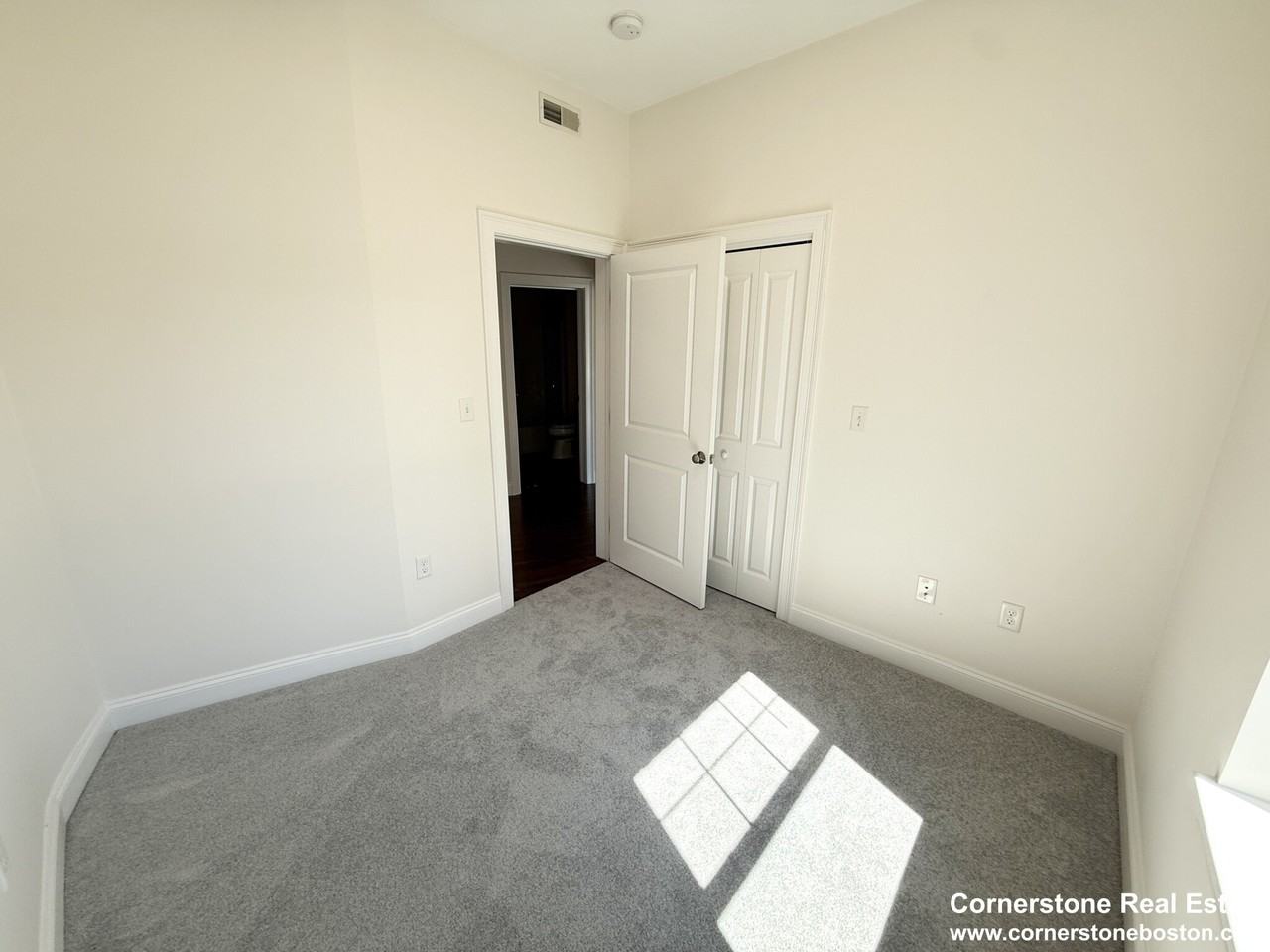 Amory St #301 - Photo 6 of 18