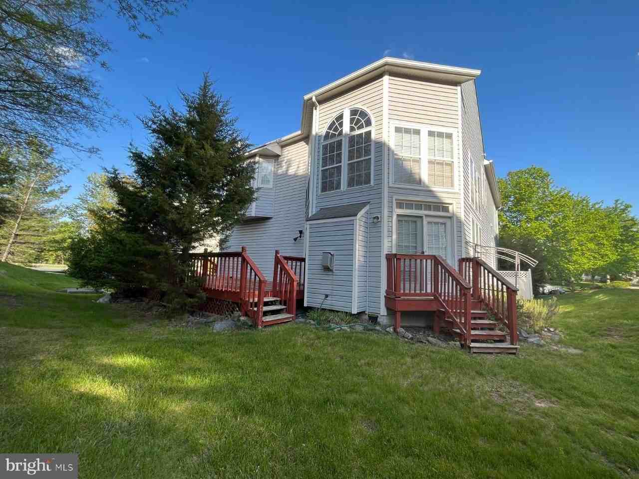 43326 Columbus St - Photo 3 of 28