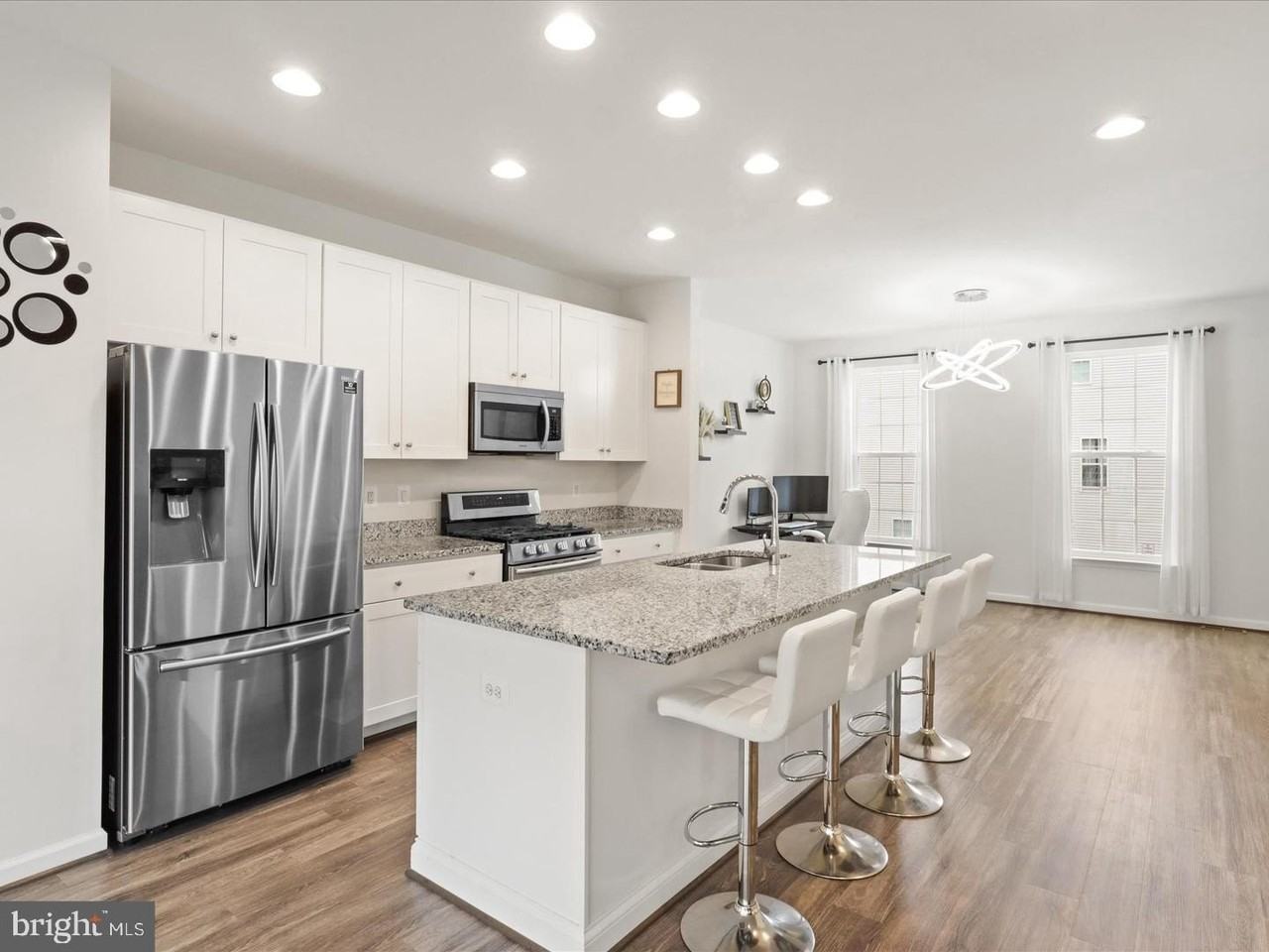 9083 Connor House Rd - Photo 6 of 22