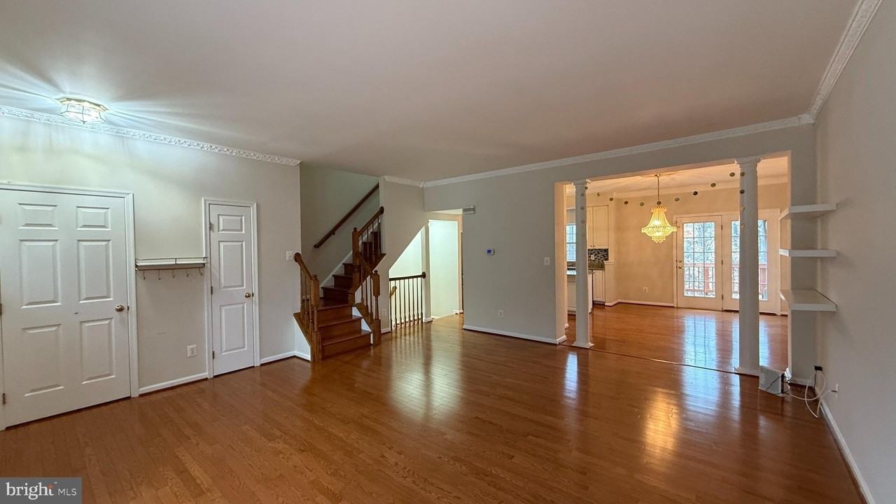 2570 Sylvan Moor Ln - Photo 7 of 18