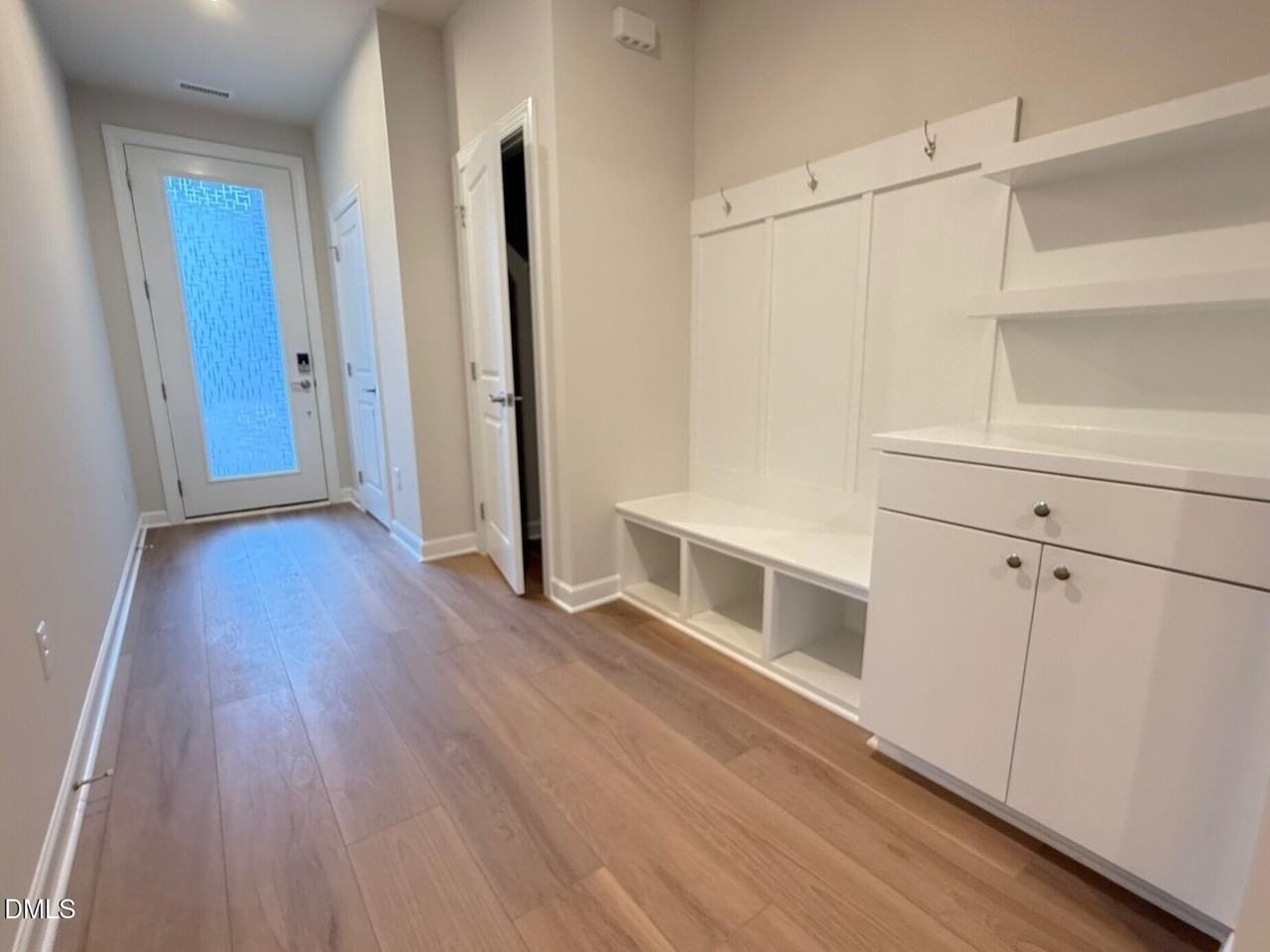 129 Pinnacle Dr - Photo 2 of 34