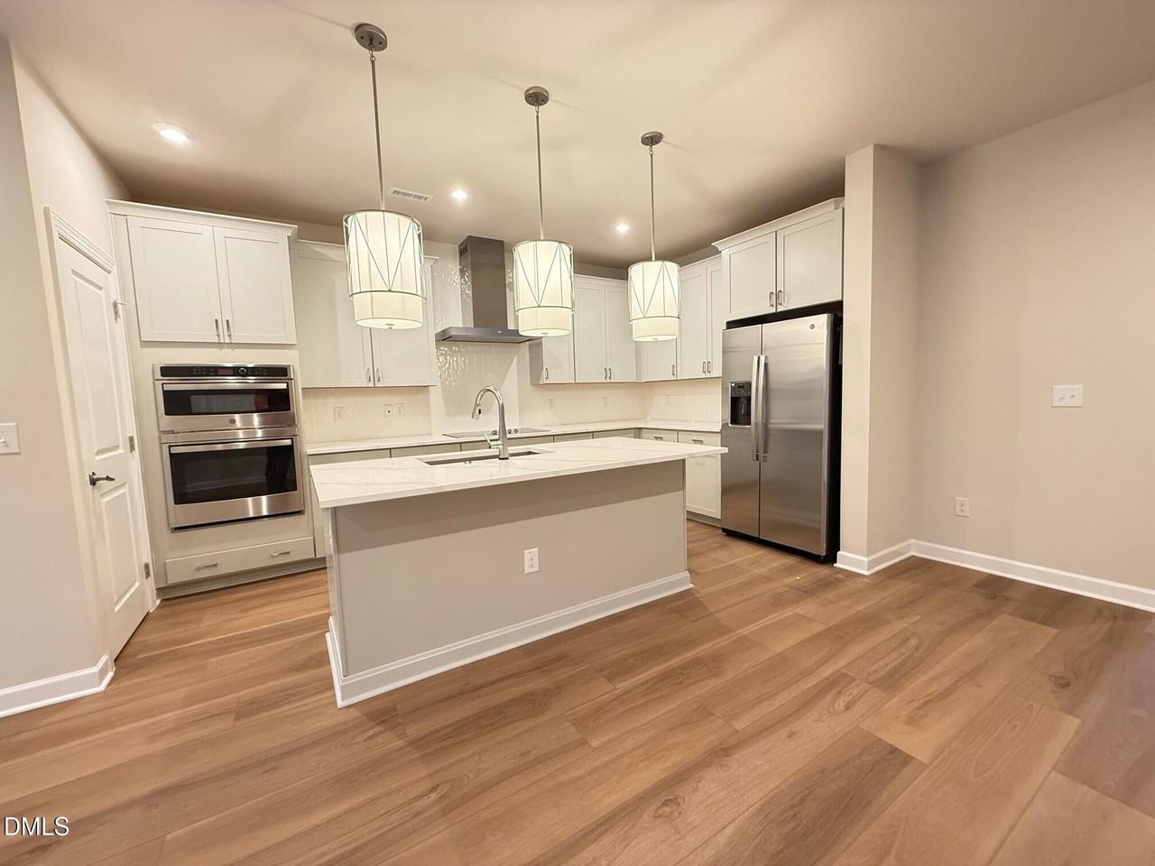 129 Pinnacle Dr - Photo 4 of 34