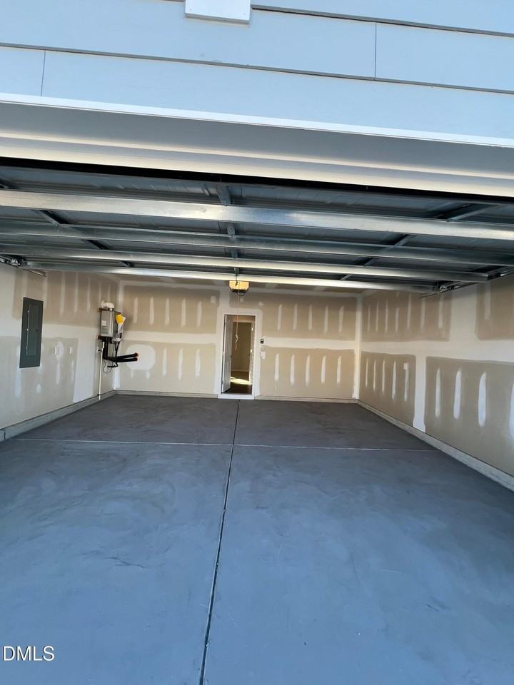 1244 Pavo Path - Photo 5 of 37