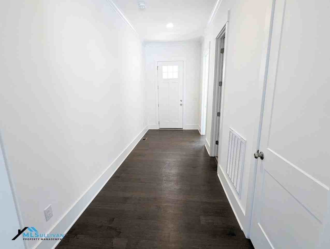 1100 Fly Catcher Ct - Photo 2 of 23