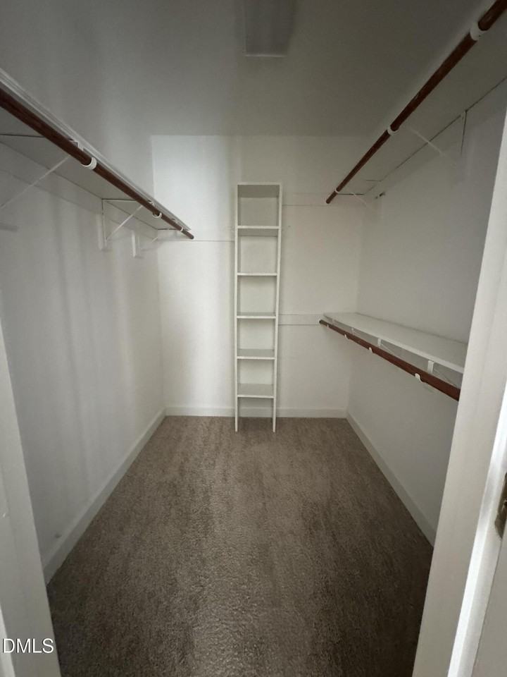 747 Weathergreen Dr - Photo 7 of 18