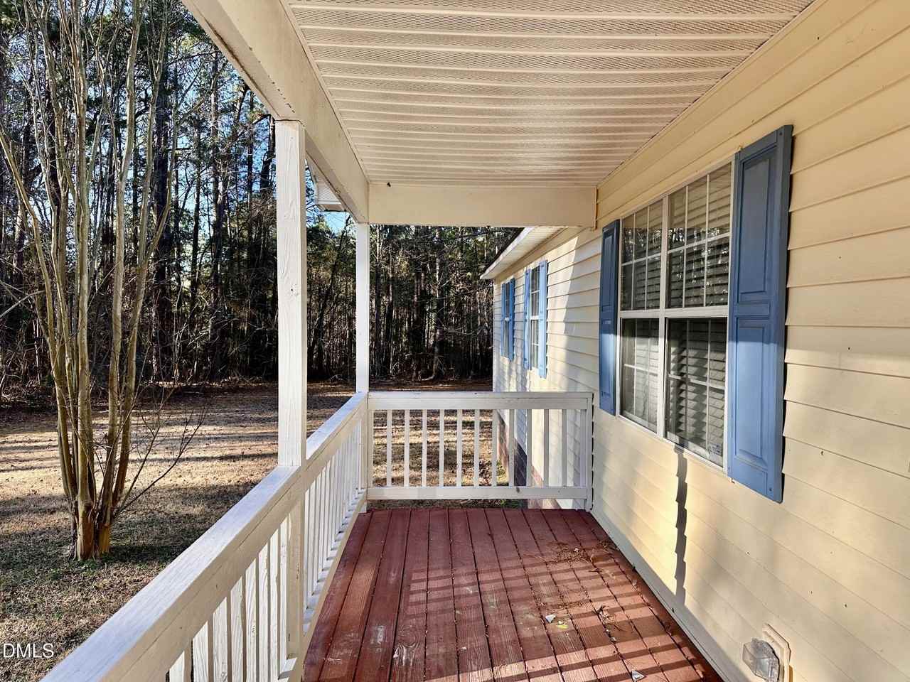 2888 Zacks Mill Rd - Photo 2 of 21