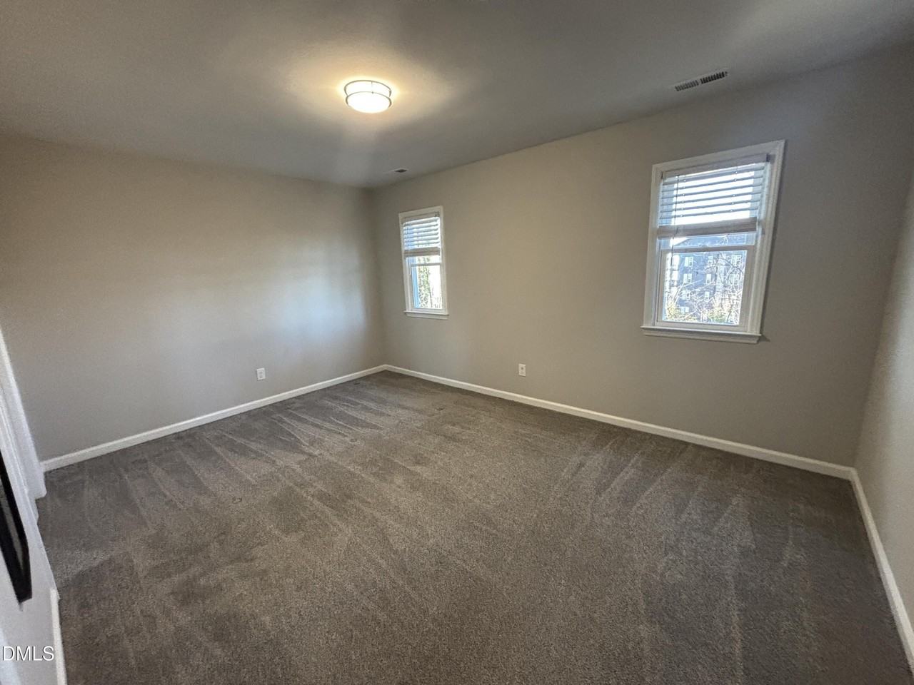 2922B Glenridge Dr - Photo 7 of 8