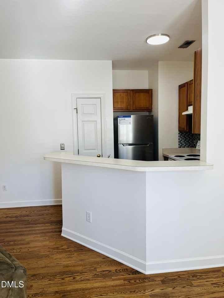 2625 Broad Oaks Pl - Photo 4 of 17