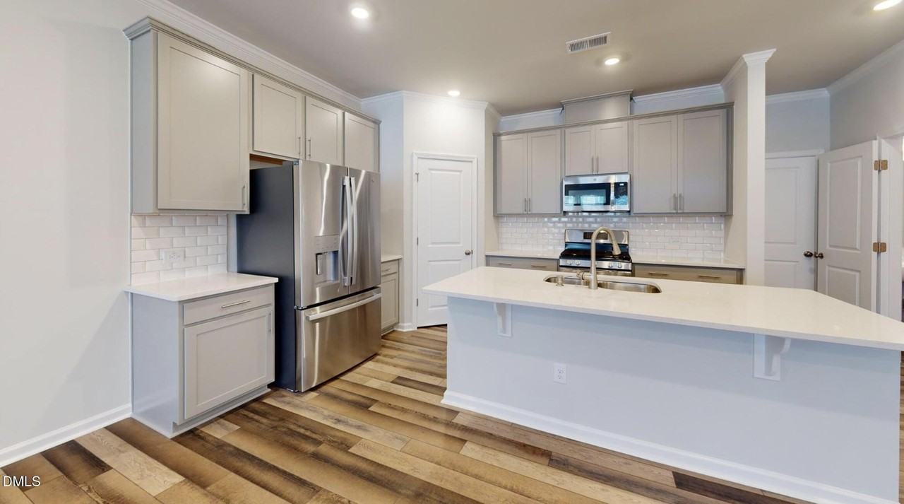 1848 Aspen River Ln - Photo 2 of 29