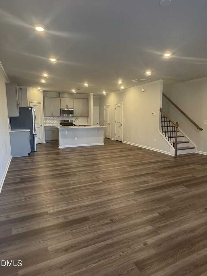 1848 Aspen River Ln - Photo 4 of 29