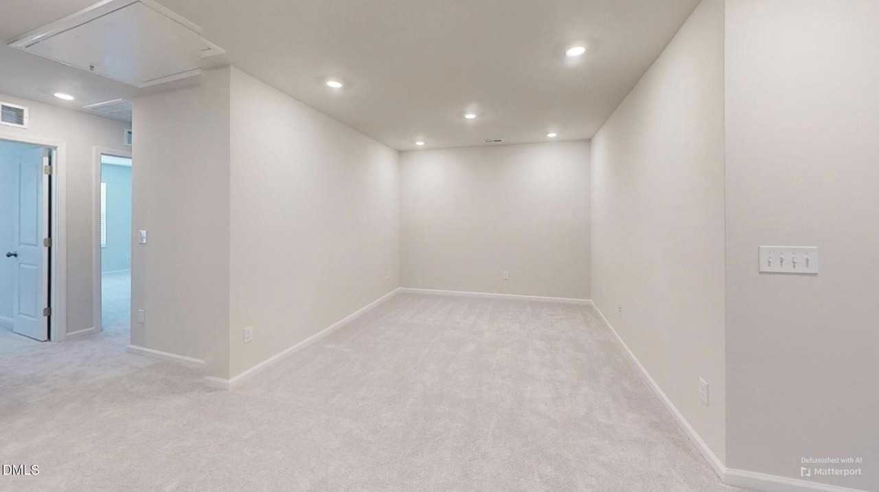 1848 Aspen River Ln - Photo 5 of 29