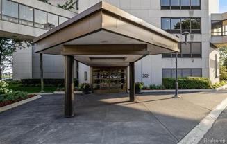 1001 W Jefferson Ave - Photo 1 of 1