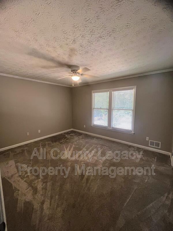 6123 Queen Anne Ct - Photo 7 of 11