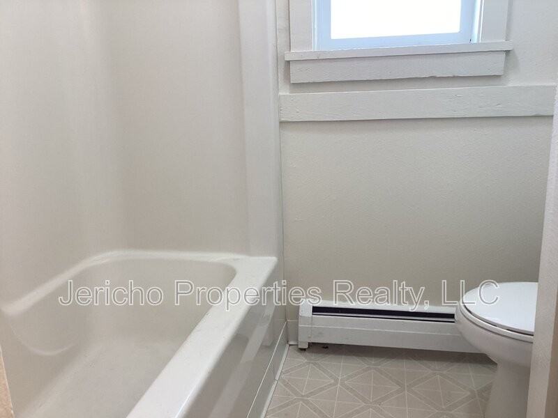 1865 Independence St - Photo 3 of 6