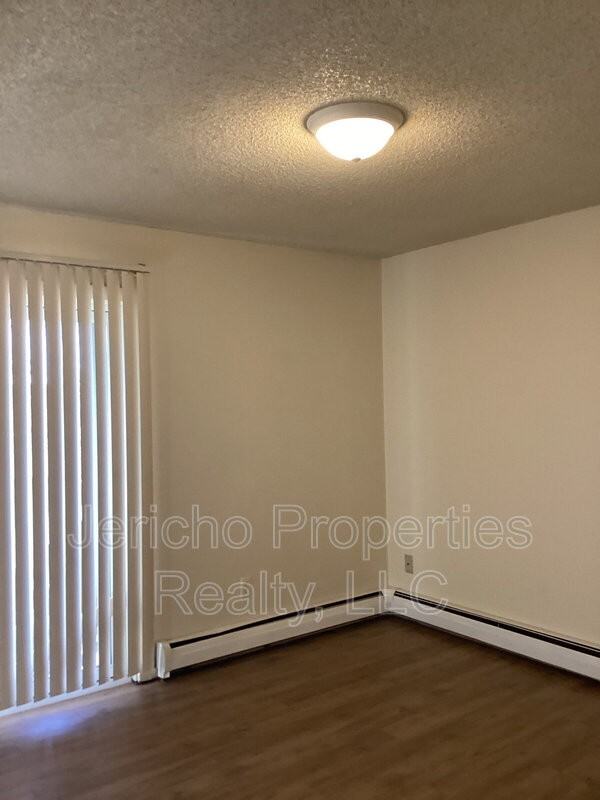 1865 Independence St - Photo 5 of 6