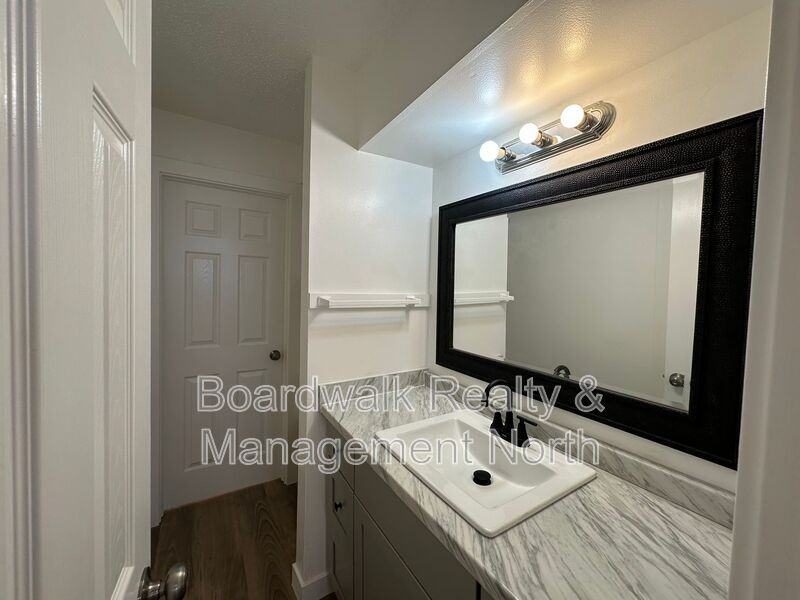 2350 Ws #4 - Photo 6 of 12