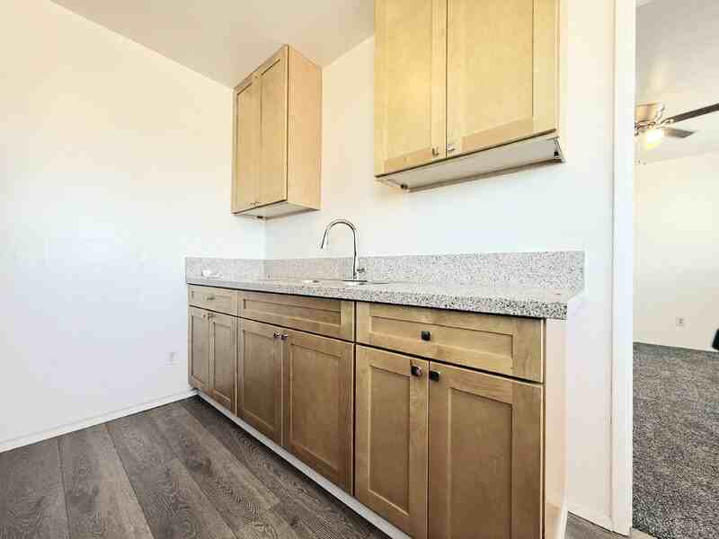 2442 1/2 Pomeroy Ave #2 - Photo 6 of 13