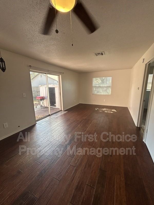 3071 Park Ln #3 - Photo 7 of 10