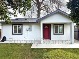 805 W Yosemite Ave - Photo 1 of 1