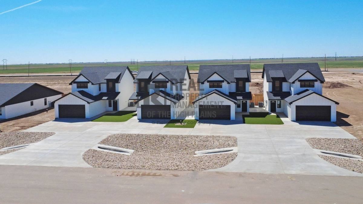 4720 Clive Ave - Photo 2 of 10