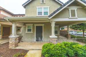 featured image of 128 Kingfisher St