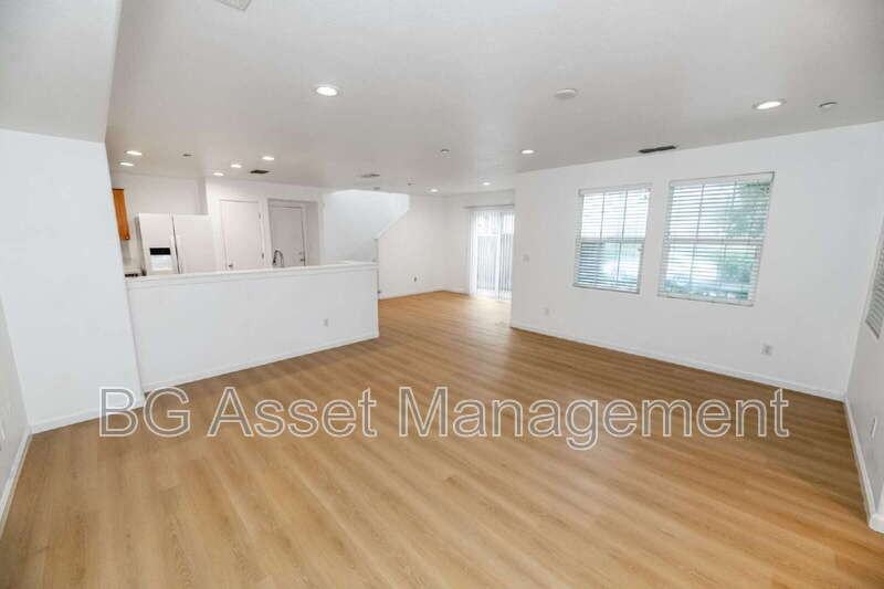 128 Kingfisher St - Photo 4 of 36