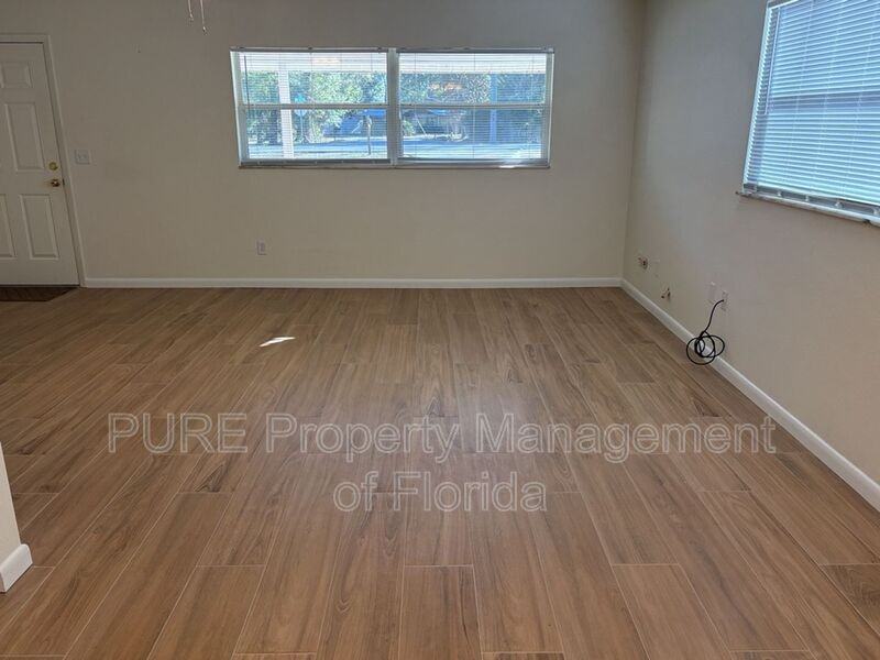 6807 Nw 62nd Pl - Photo 6 of 50