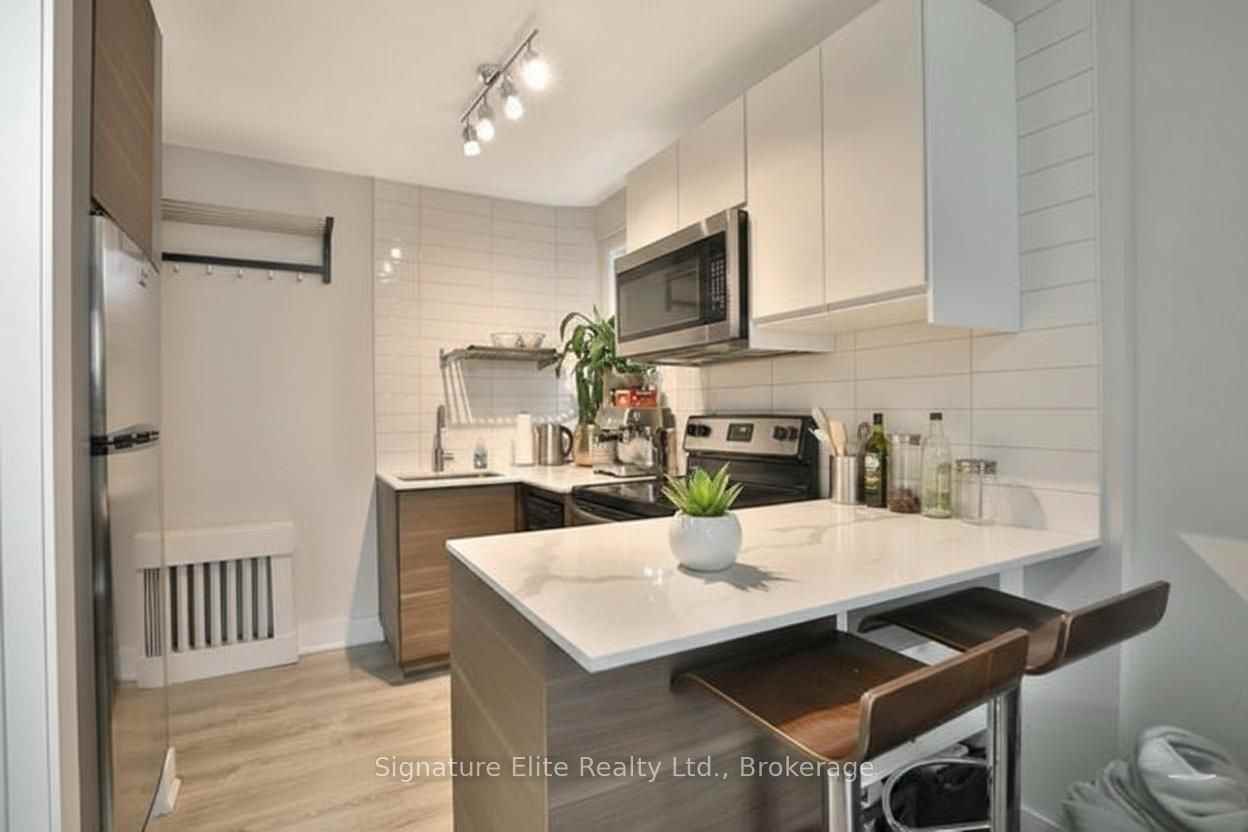 112 Alder Crescent #203 - Photo 4 of 12