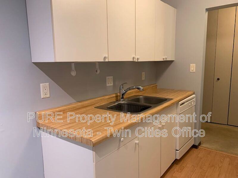 8045 Xerxes Ave S #G1 - Photo 4 of 28