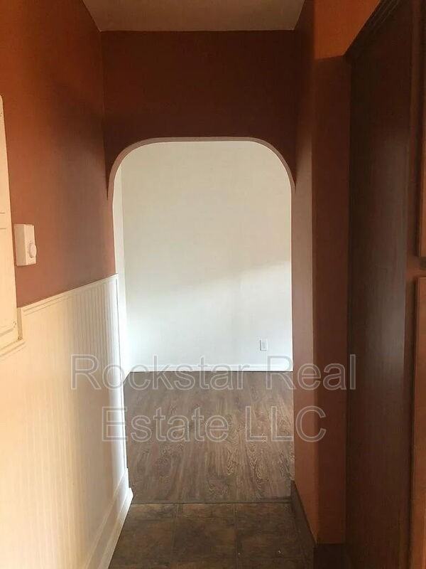 2017 N Hamilton St #2 - Photo 3 of 24