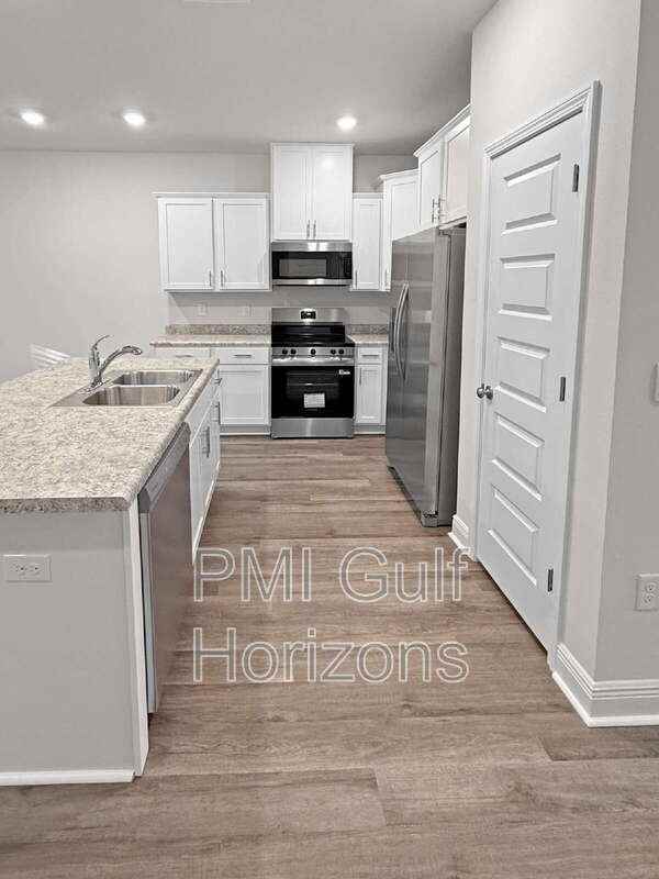 1302 Leeway Dr - Photo 2 of 13