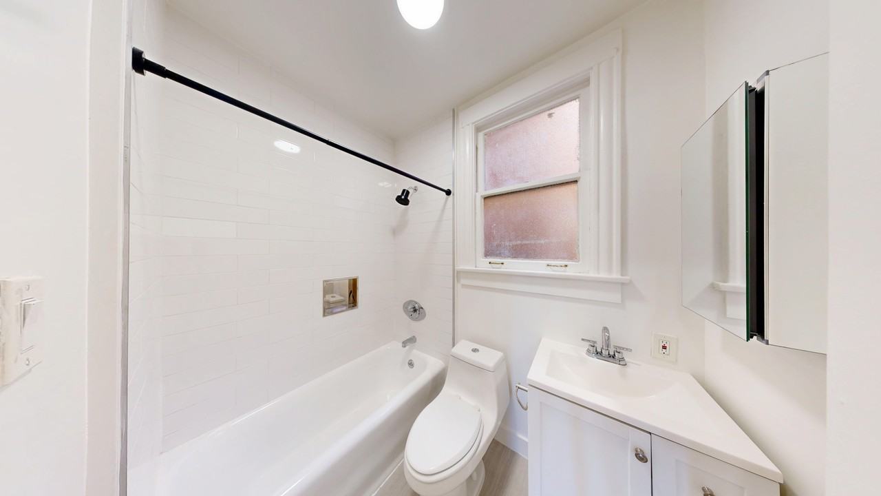 3715 California Street - Photo 7 of 12