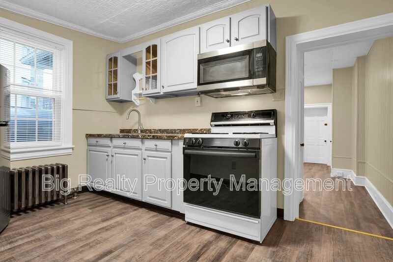 72 N Main St #1 - Photo 7 of 34