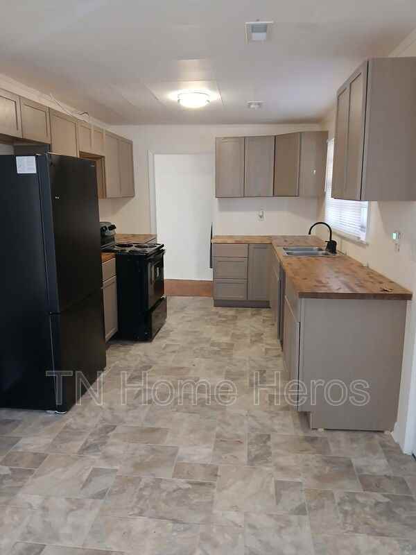 1100 Beaman Lake Rd - Photo 4 of 8