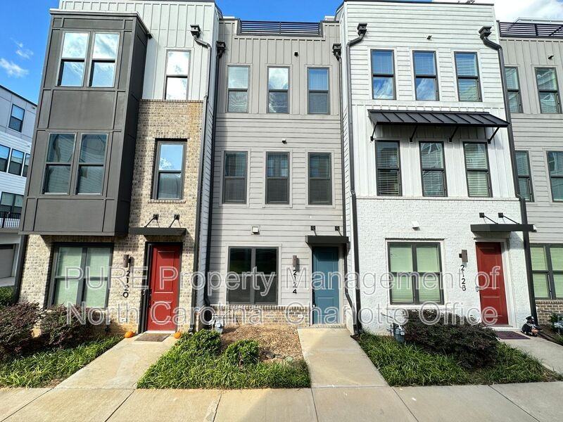 2124 Terwilliger Ter - Photo 2 of 37