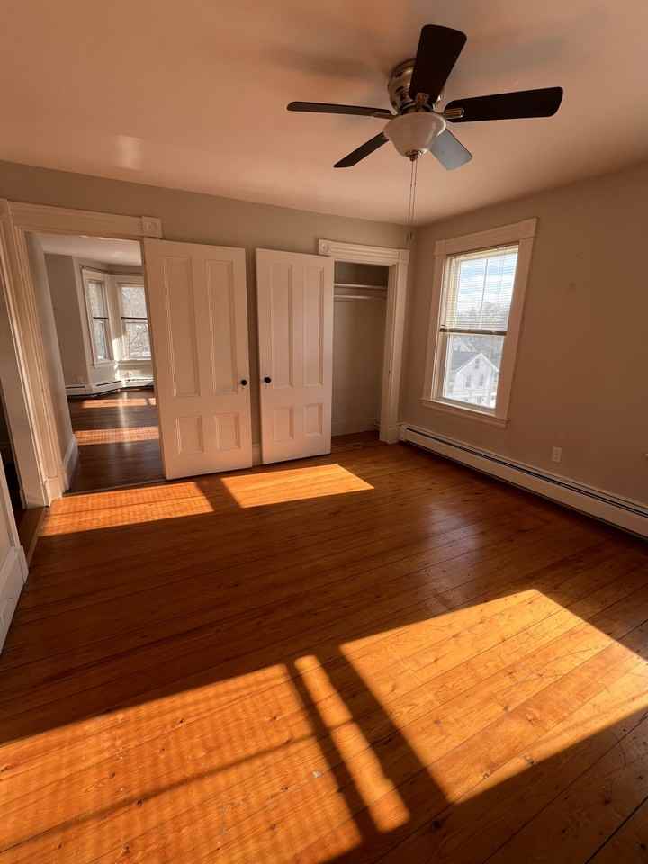 Pleasant St #B - Photo 3 of 9