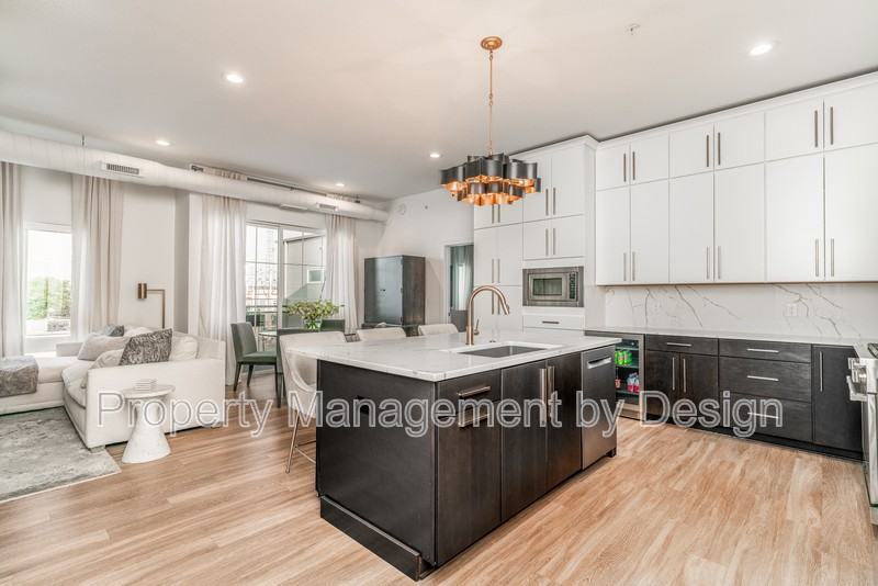 400 Sw 7th St #308 - Photo 2 of 23