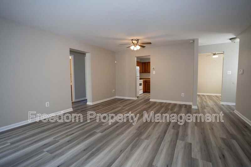 16326 Taconic Cir - Photo 7 of 38