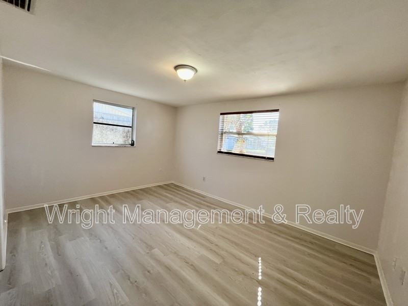 3907 Luma Dr - Photo 4 of 18