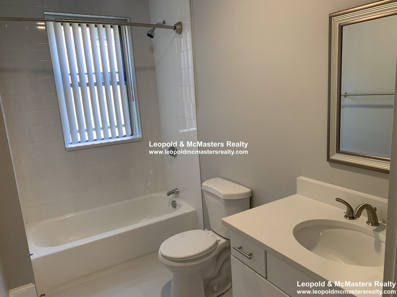 96 Longwood Ave #1 - Photo 6 of 15