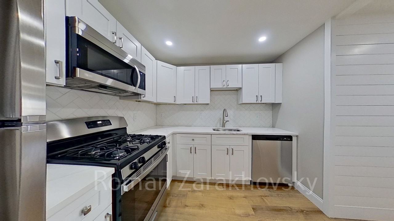 39 Shepard St #7A - Photo 2 of 24