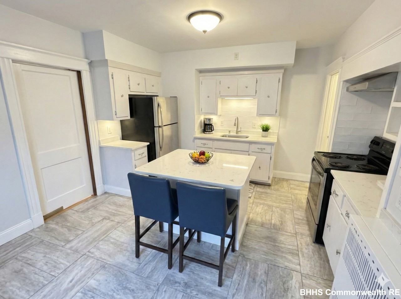 214 Commonwealth Ave #1 - Photo 3 of 20