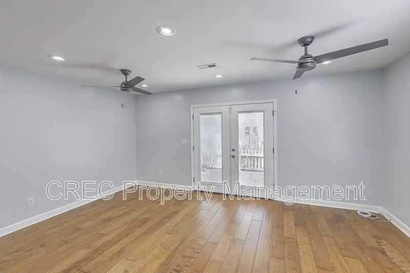 2882 Mackenzie Ct - Photo 6 of 24