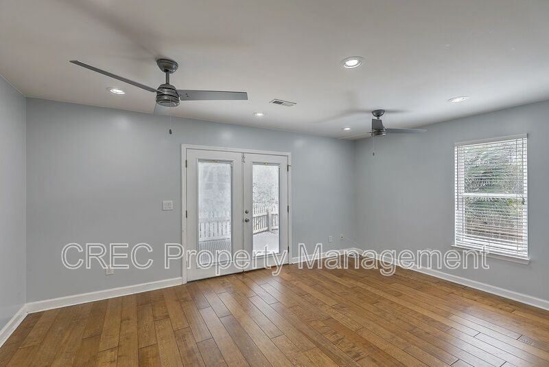 2882 Mackenzie Ct - Photo 7 of 24